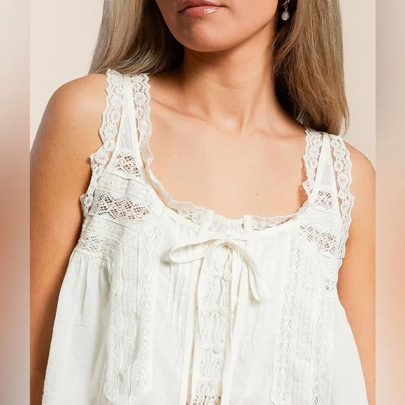 Evermore Tank Top - Picture 3 of 7